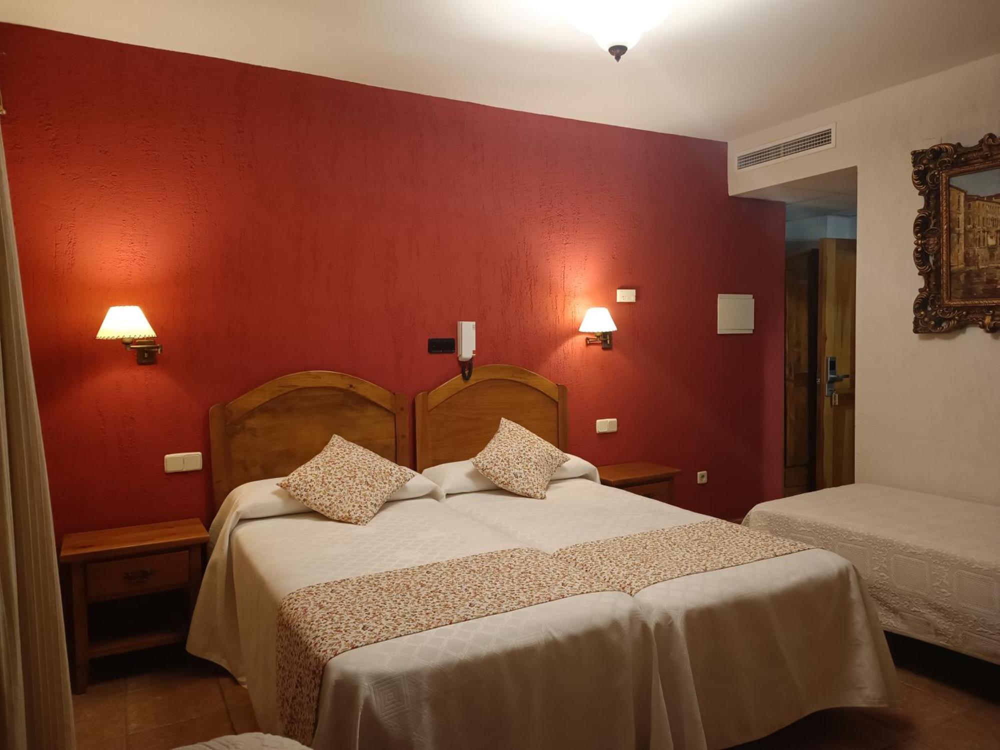 Hostal Decerca Prádena Kamer foto